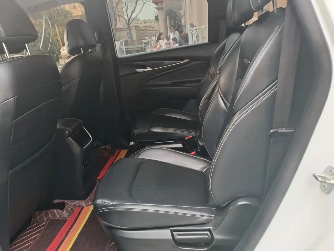 SAIC MAXUS CHASE G50