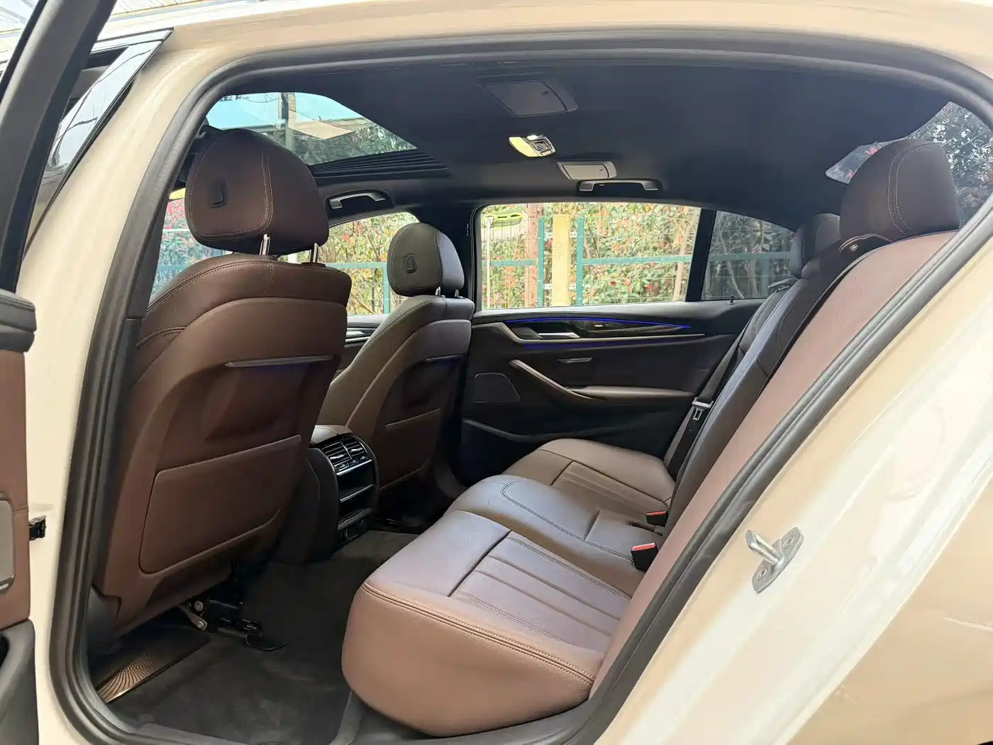 BMW 5 Series 2019 525Li M Sport Package фото 8