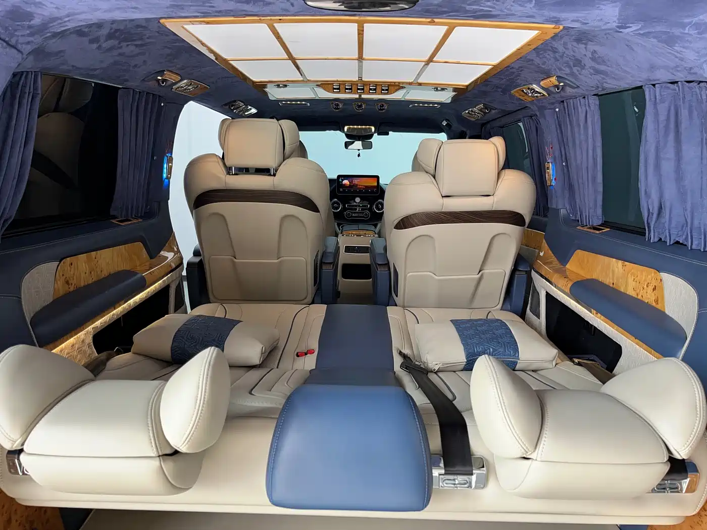 Mercedes-Benz Vito 2020 2.0T Business Edition (7-seater) фото 15