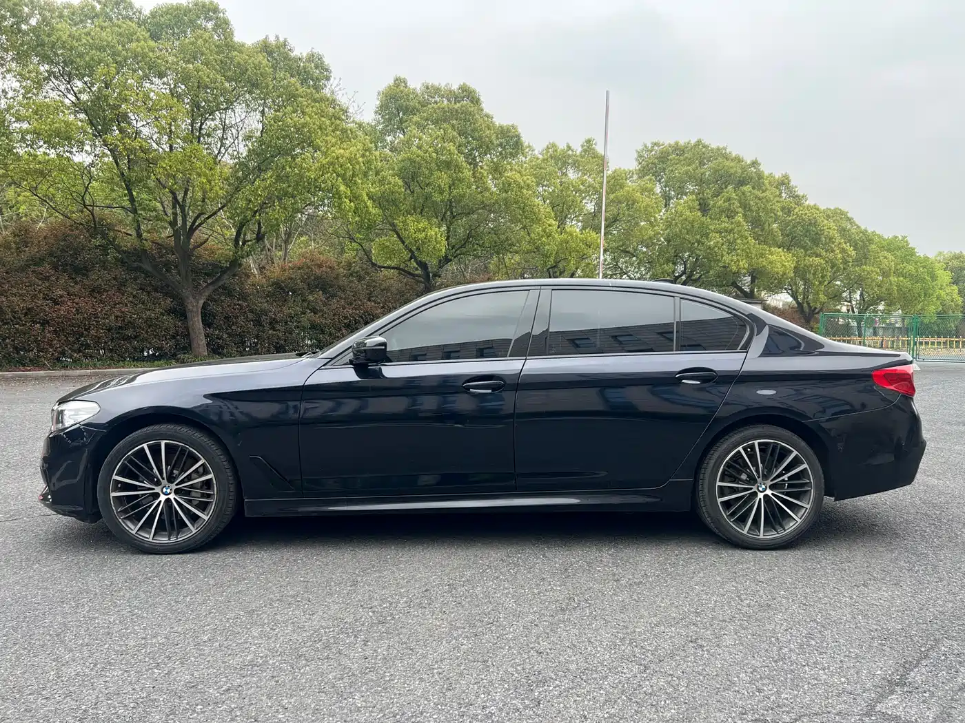 BMW 5 Series 2019 Facelift 530Li Leading M Sport Package фото 3