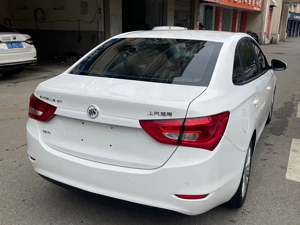 Buick Excelle 2016 15N Automatic Elite фото 5