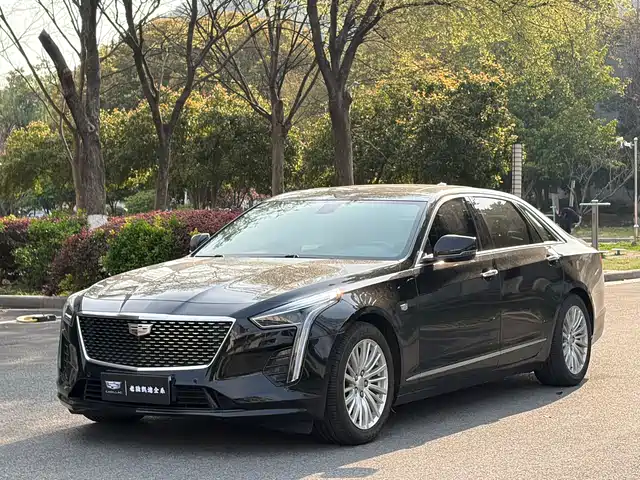 CADILLAC CT6