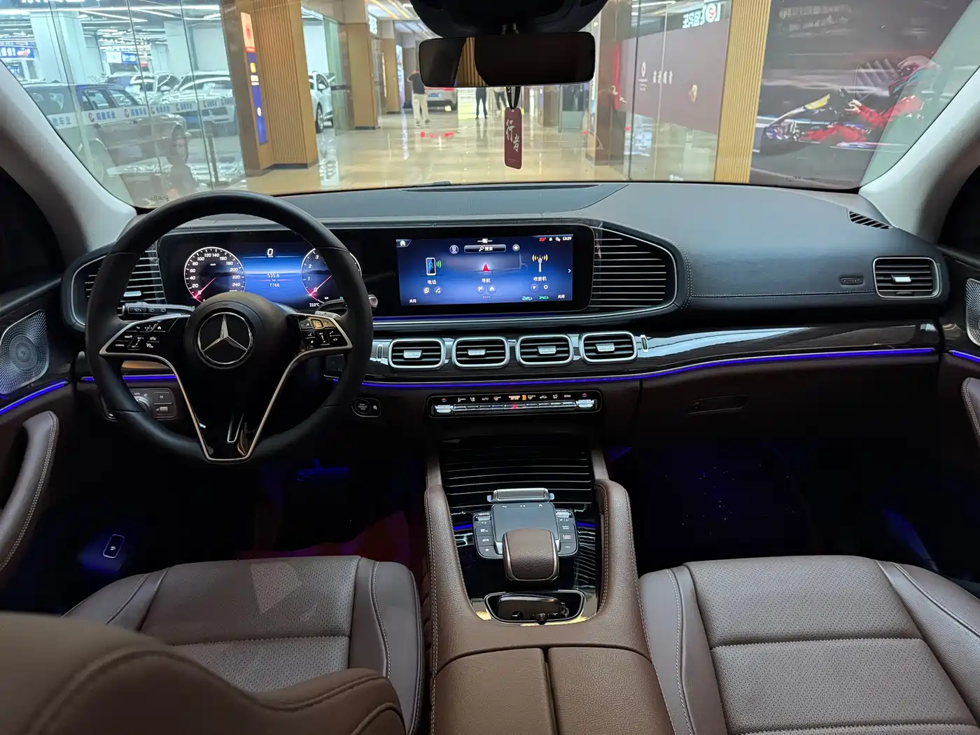 Mercedes-Benz GLE 2024 GLE 350 4MATIC Fashion фото 16