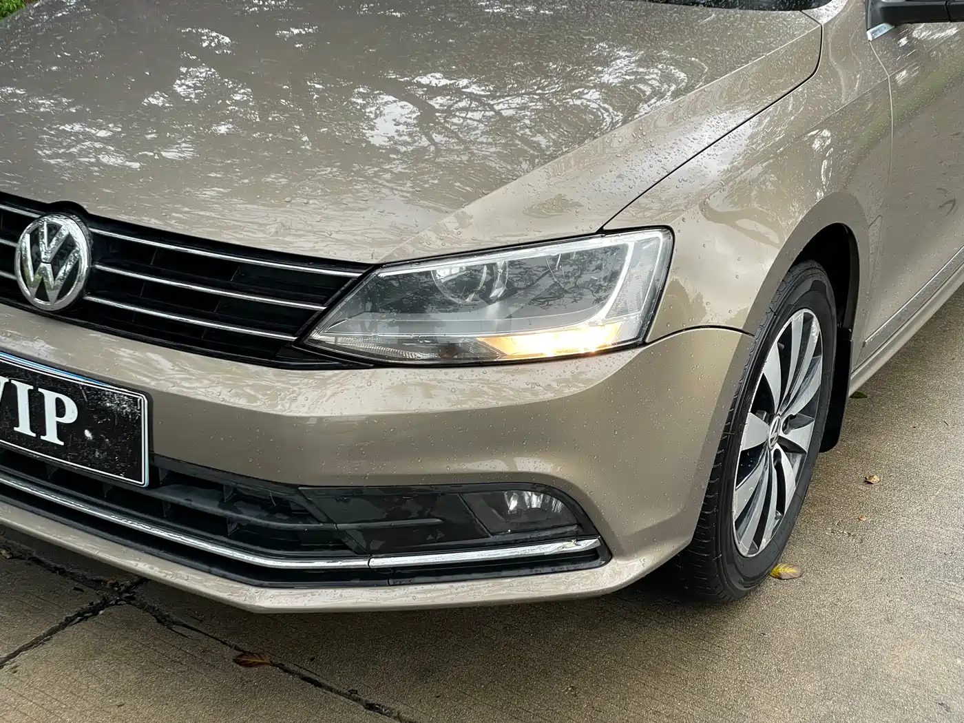 Фото 2 - Volkswagen Sagitar