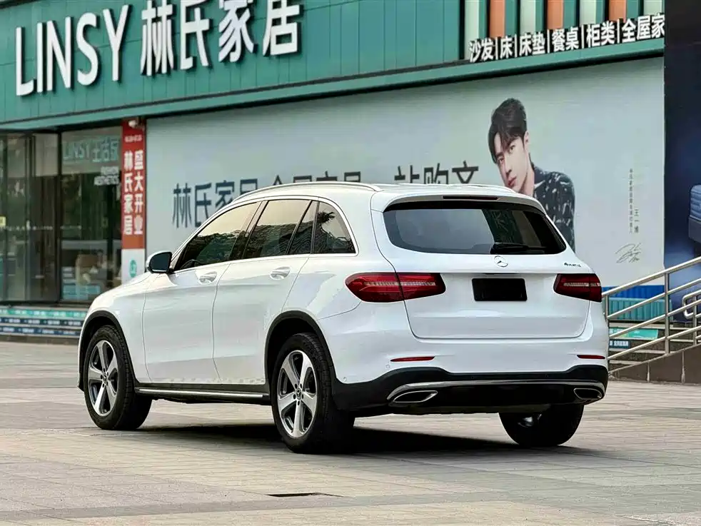 Mercedes-Benz GLC 2017 GLC 260 4MATIC Luxury фото 6