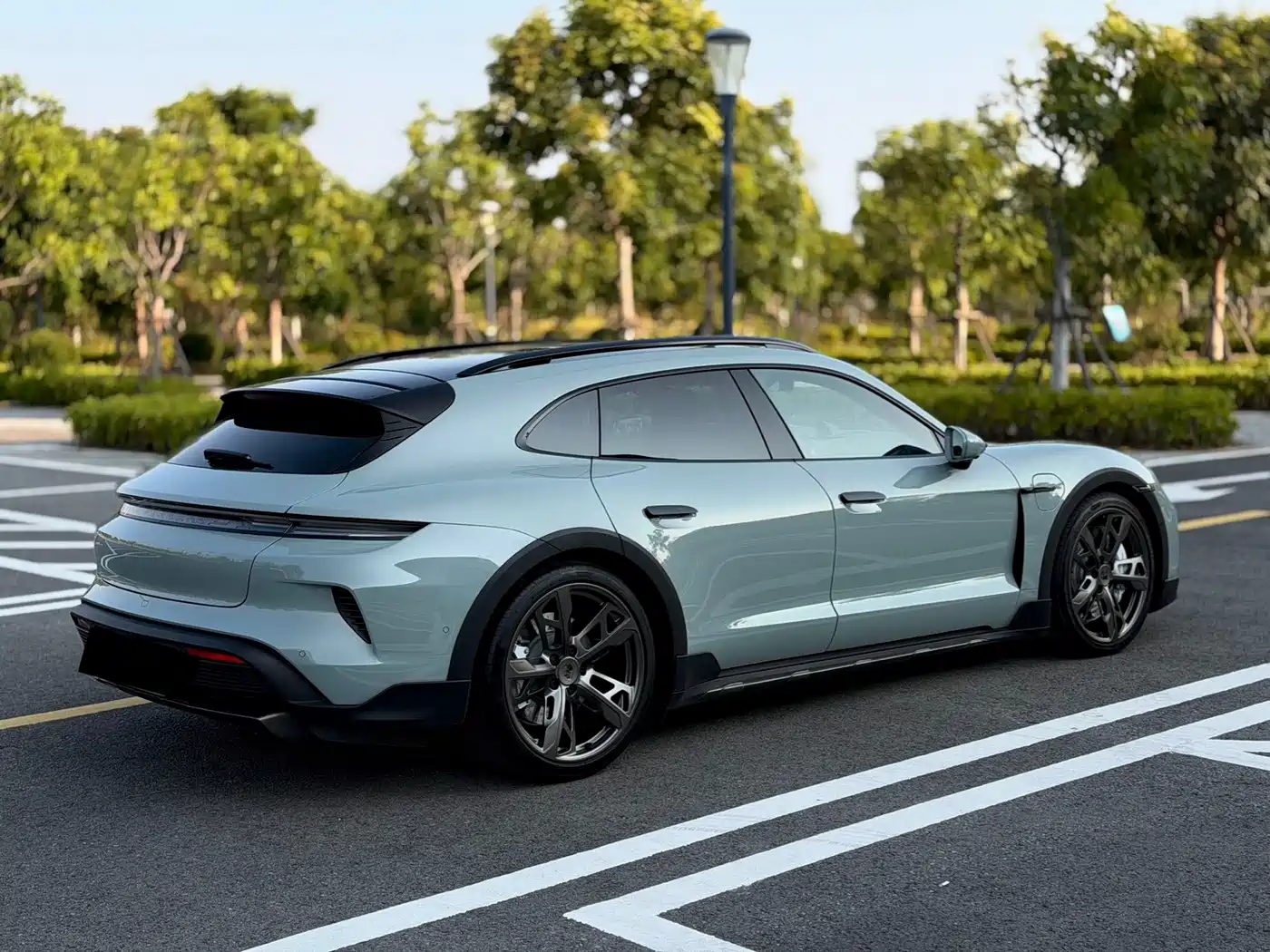 Porsche Taycan 2025 2024 Taycan Turbo Cross Turismo