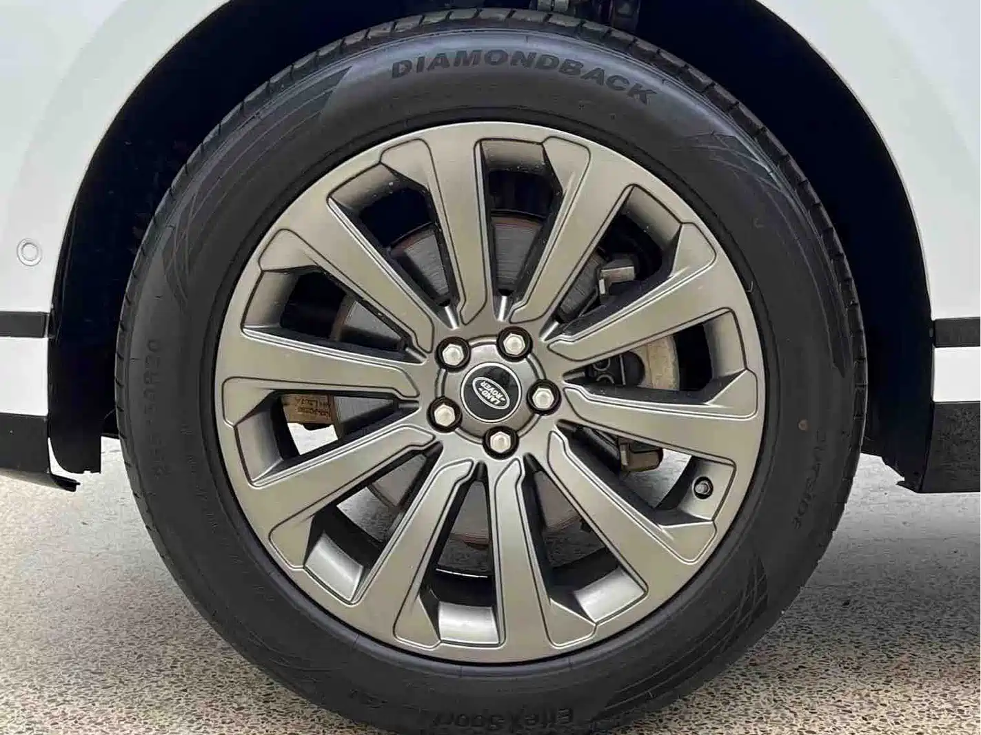 Фото 7 - Land Rover Range Rover Velar