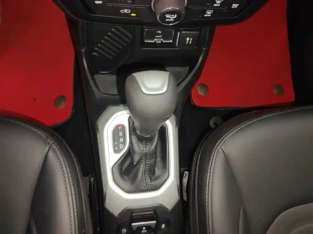 Jeep Renegade 2020 2019 220T Automatic Premium