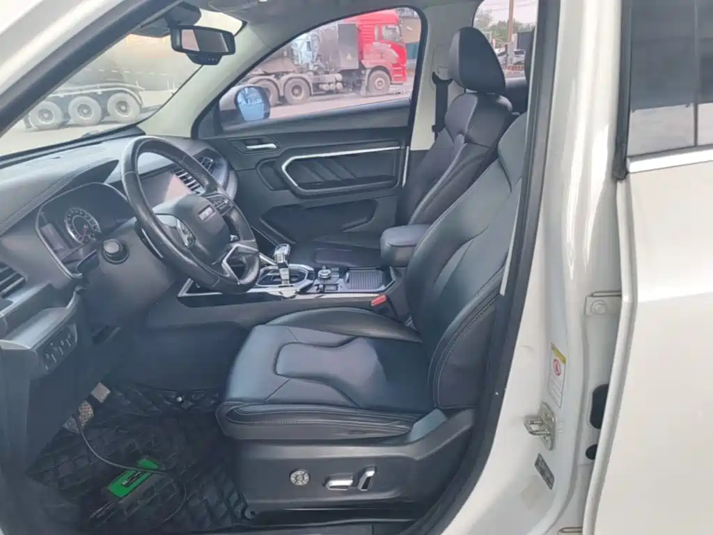 Фото 15 - Haval H6