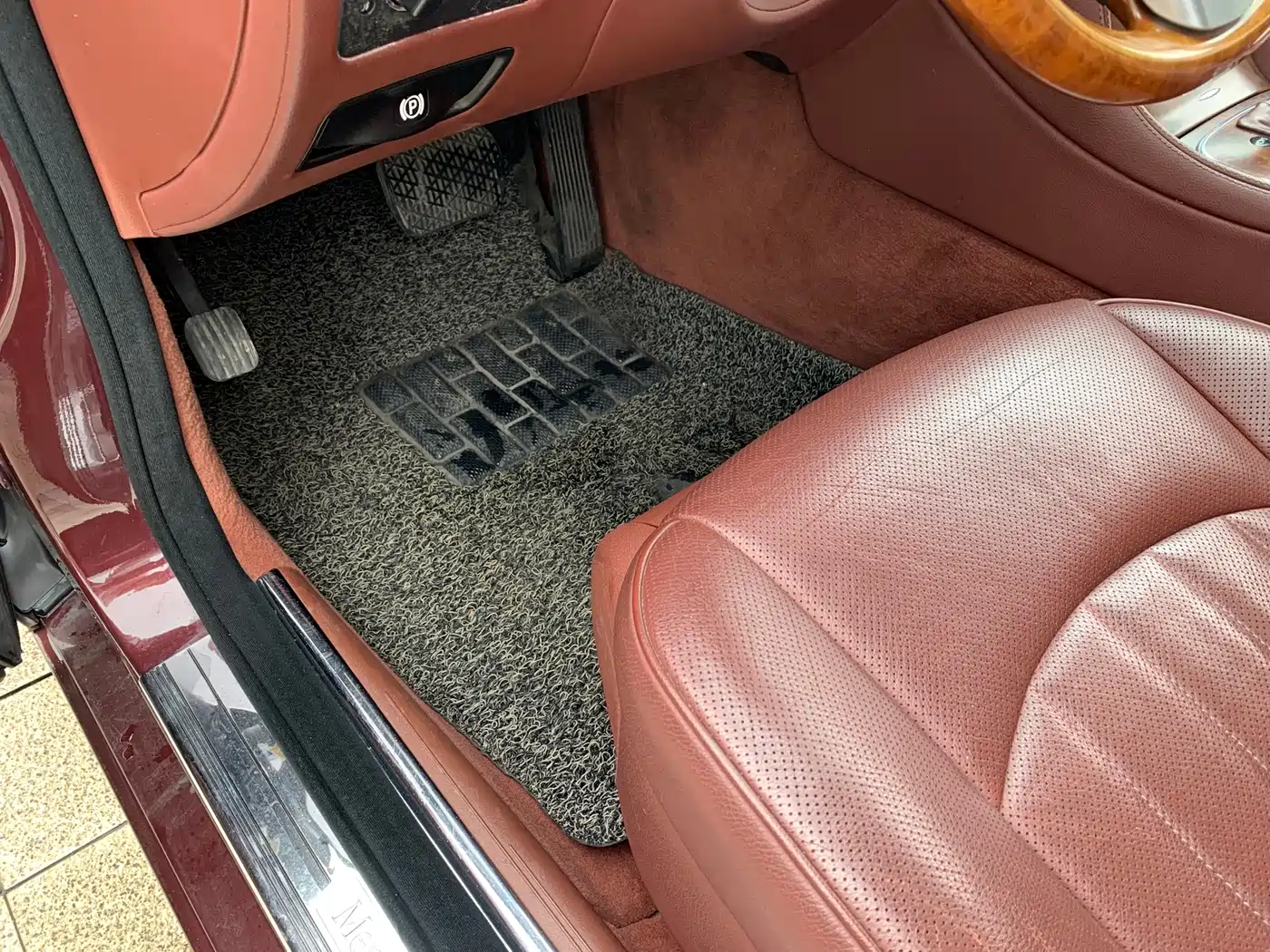 Mercedes-Benz CLS 2009 CLS 350 фото 29