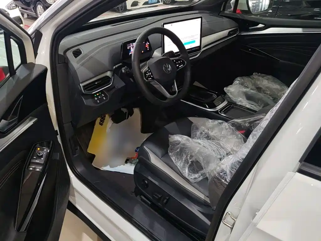 Volkswagen ID.4 CROZZ 2026 2025 Pure Enjoyment Edition
