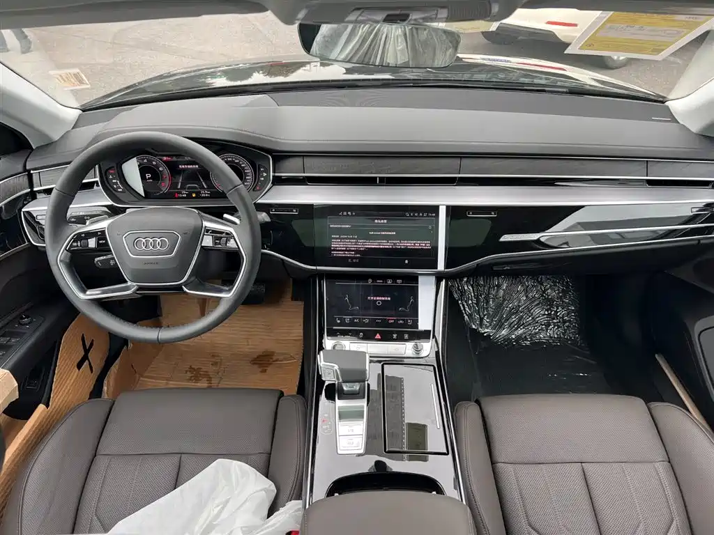 Audi A8 2025 A8L 45 TFSI quattro Luxury фото 6
