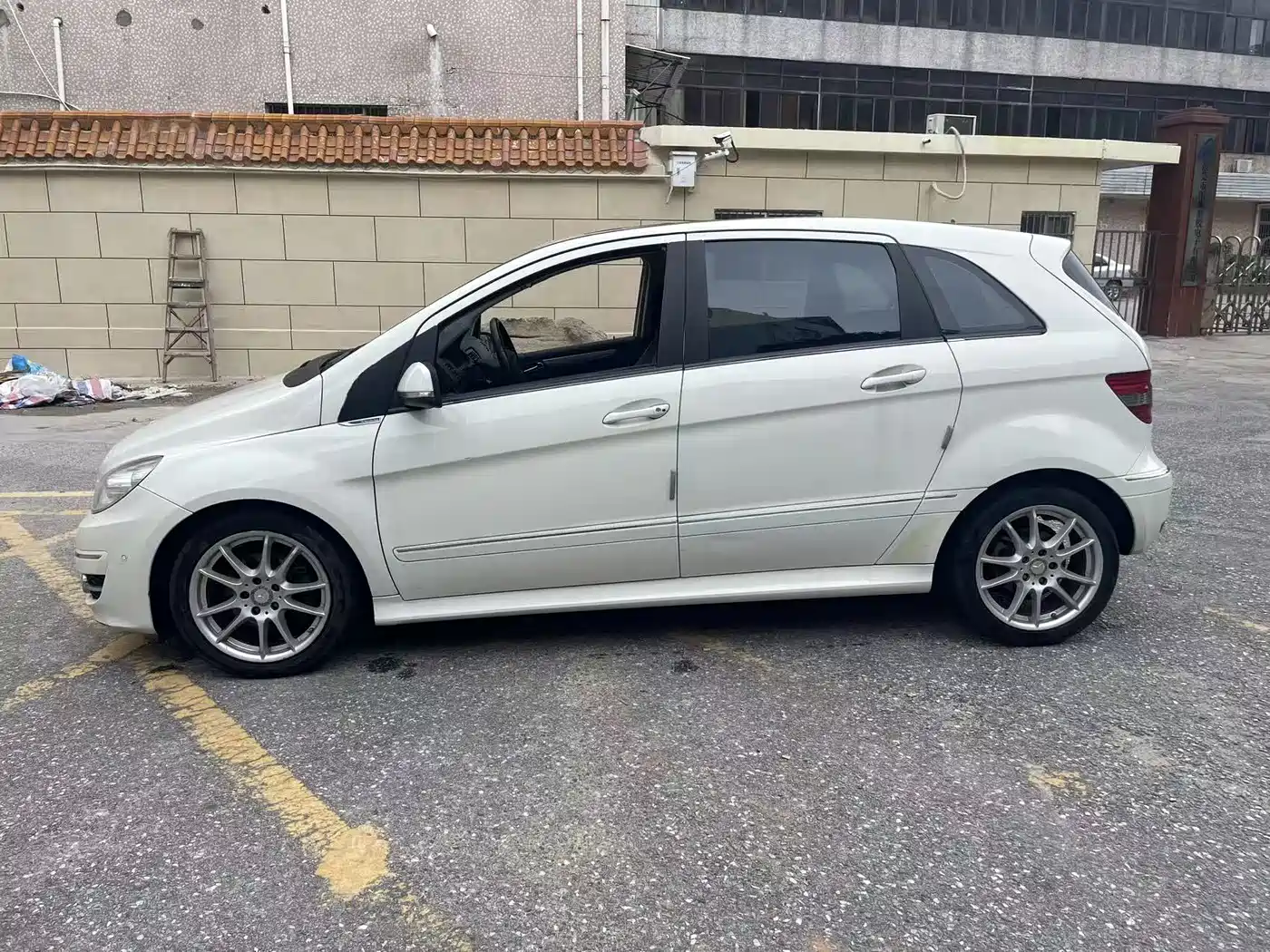 Mercedes-Benz B-Class 2009 B 200 Fashion фото 8