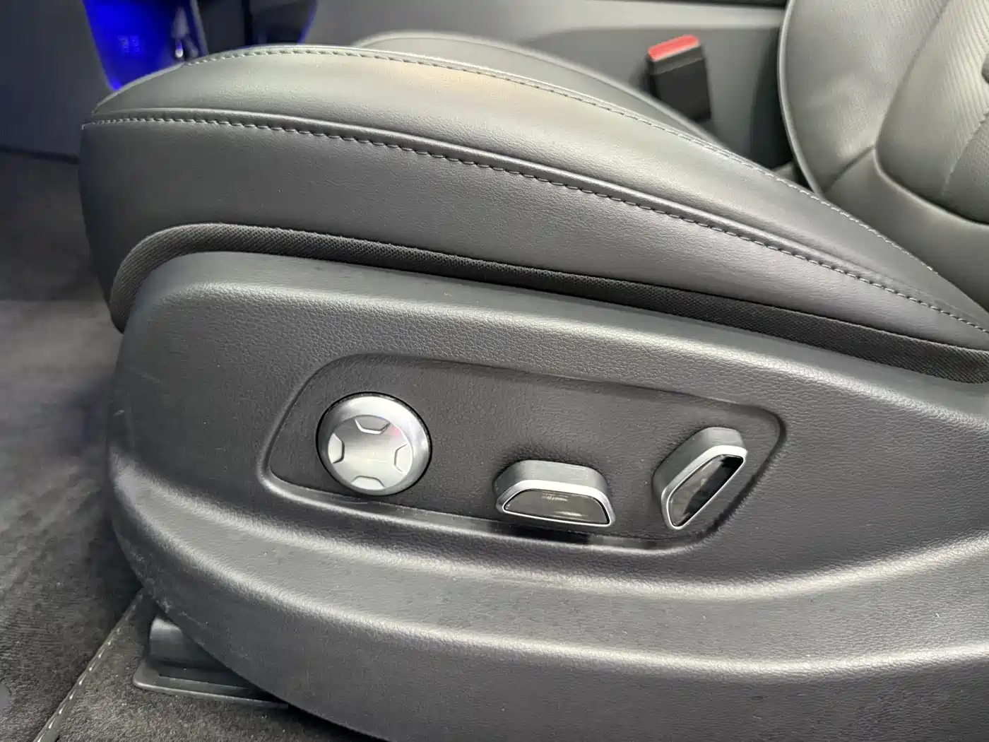 Hongqi HONGQI HS7 PHEV