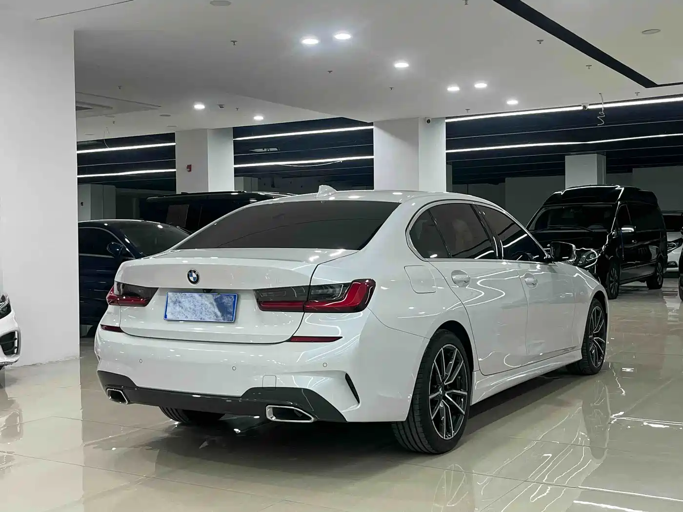 صورة 5 - BMW 3 Series