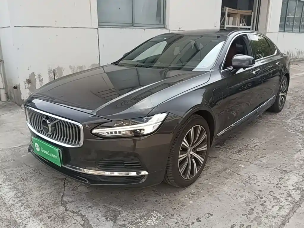 Volvo S90 Plug-in Hybrid 2021 2021 T8 E-Drive Hybrid Zhiyi Luxury Edition