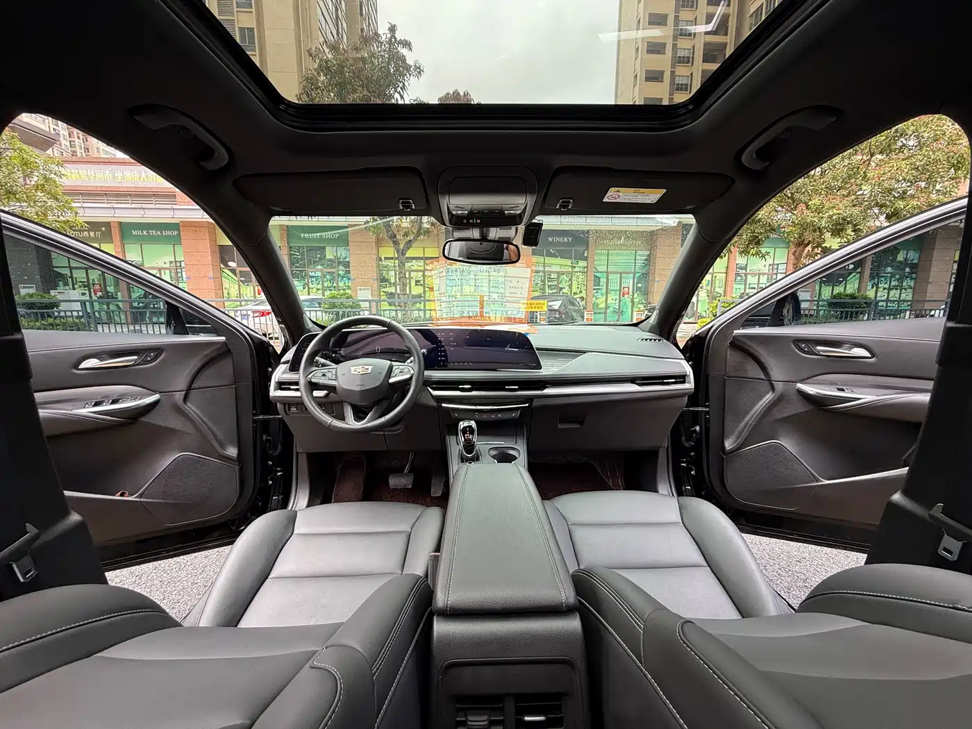 Cadillac XT4 2024 2024 Facelift 28T 2WD Luxury