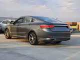 Фото 6 - Geely Borui