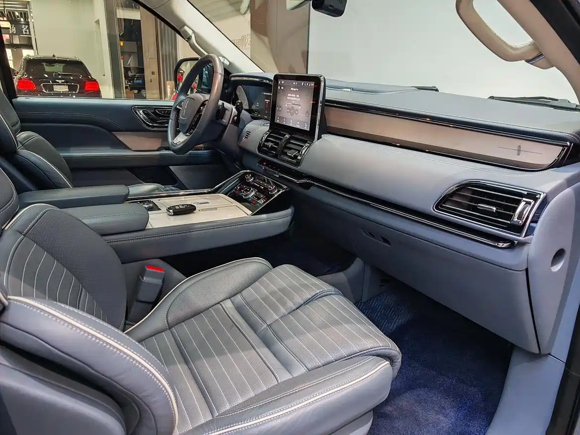 Lincoln Navigator 2022 2020 3.5T Long Wheelbase Presidential Edition