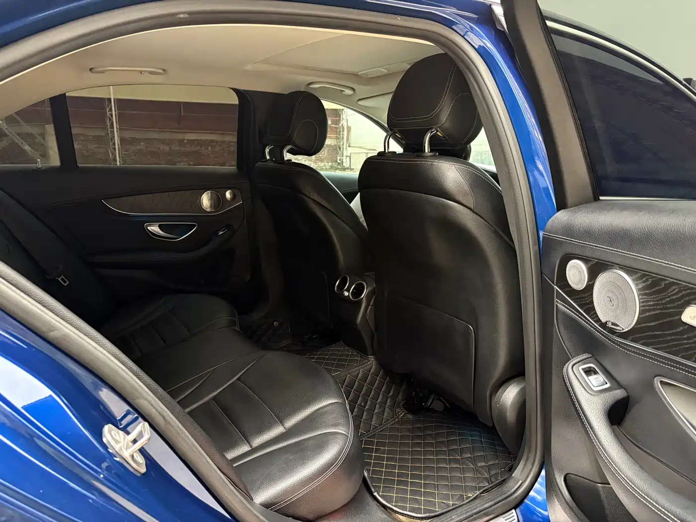 Mercedes-Benz C-Class 2017 Facelift C 180 L Fashion Sport Edition фото 16