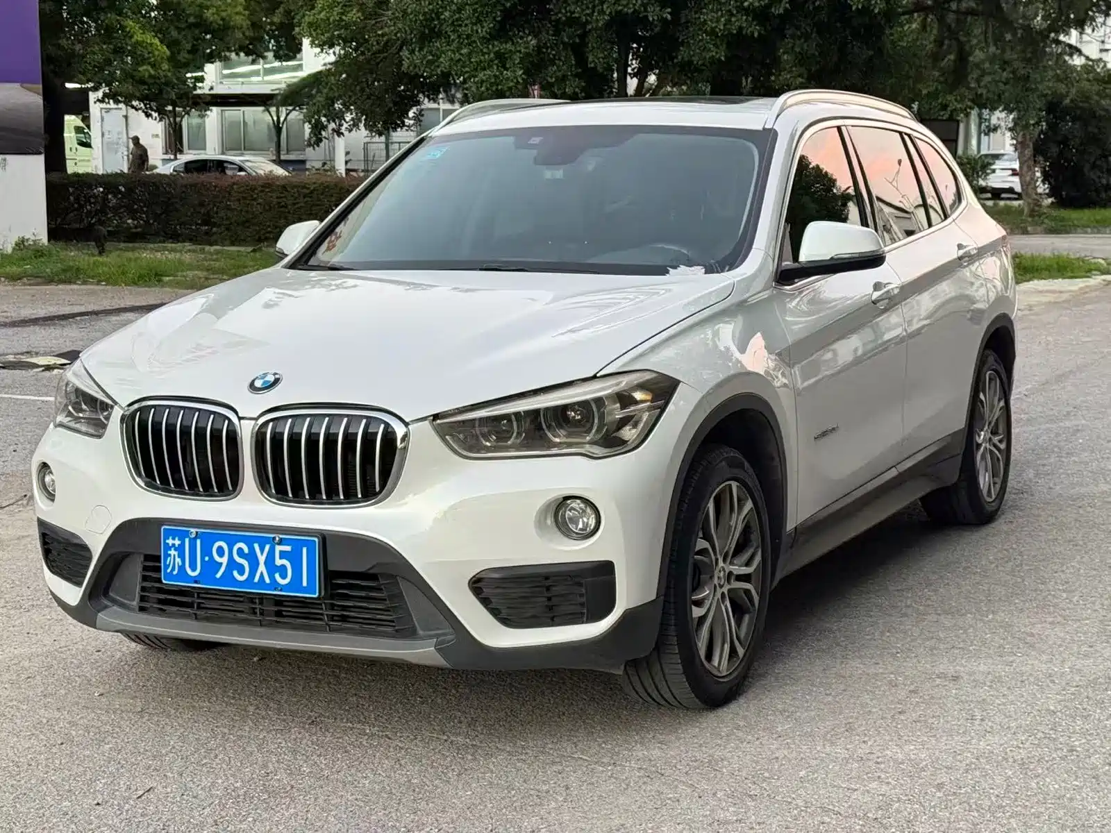 Фото 1 - BMW X1