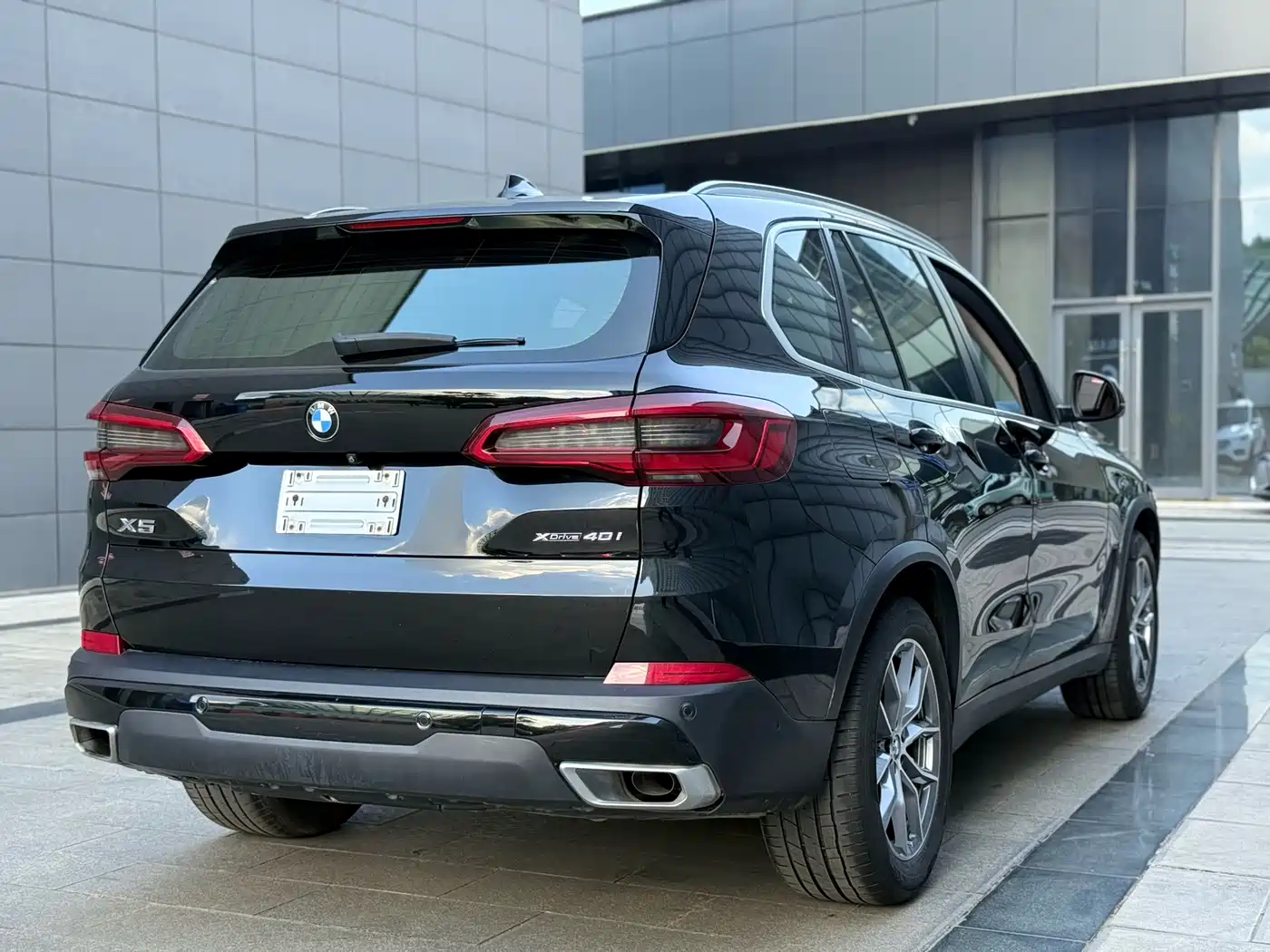 BMW X5 (Import) 2020 xDrive40i M Sport Package фото 19