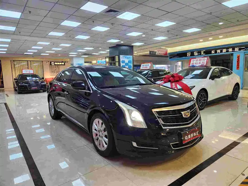 Photo 11 - Cadillac XTS