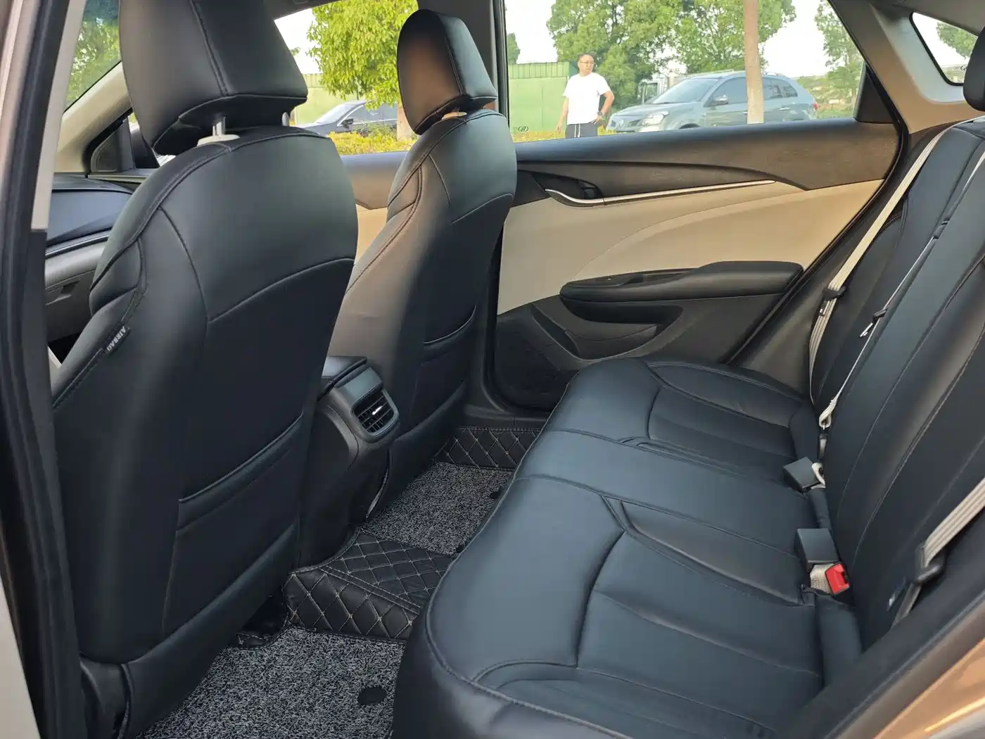 Buick Excelle 2016 15N Automatic Elite фото 9