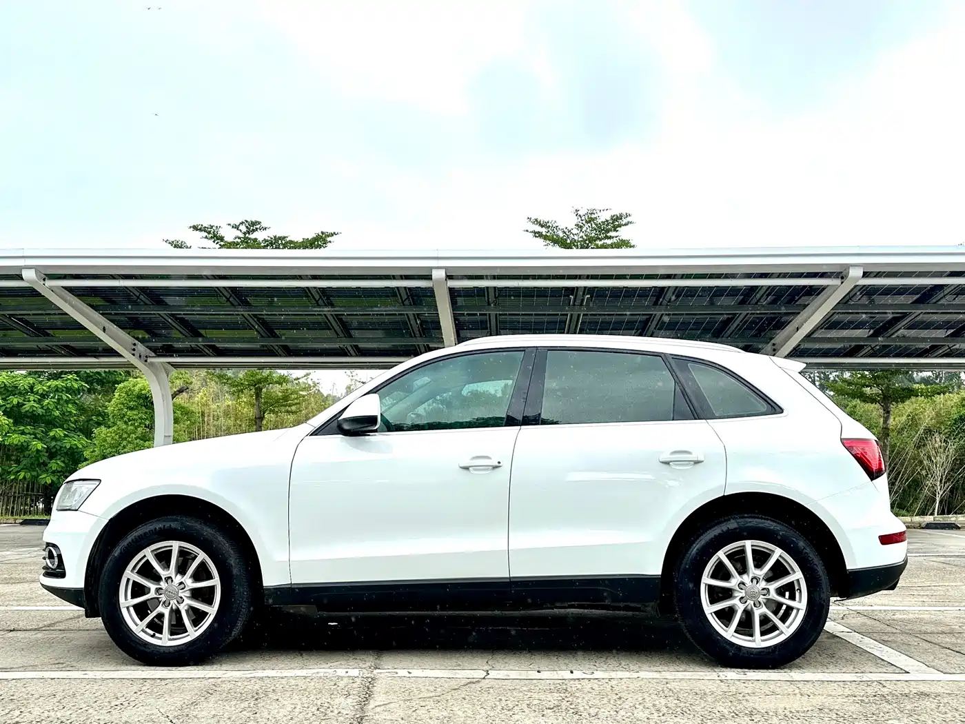 Фото 9 - Audi Q5