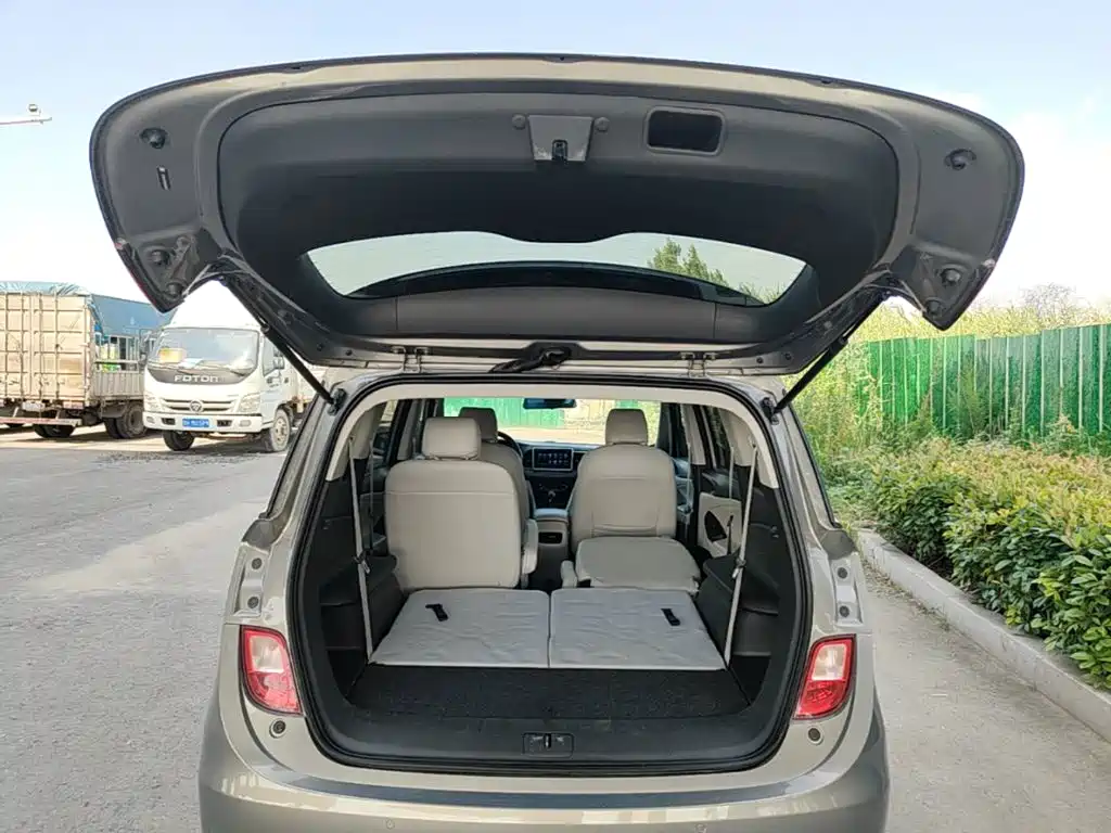 Buick GL6 2018 2018 18T 6-Seater Elite