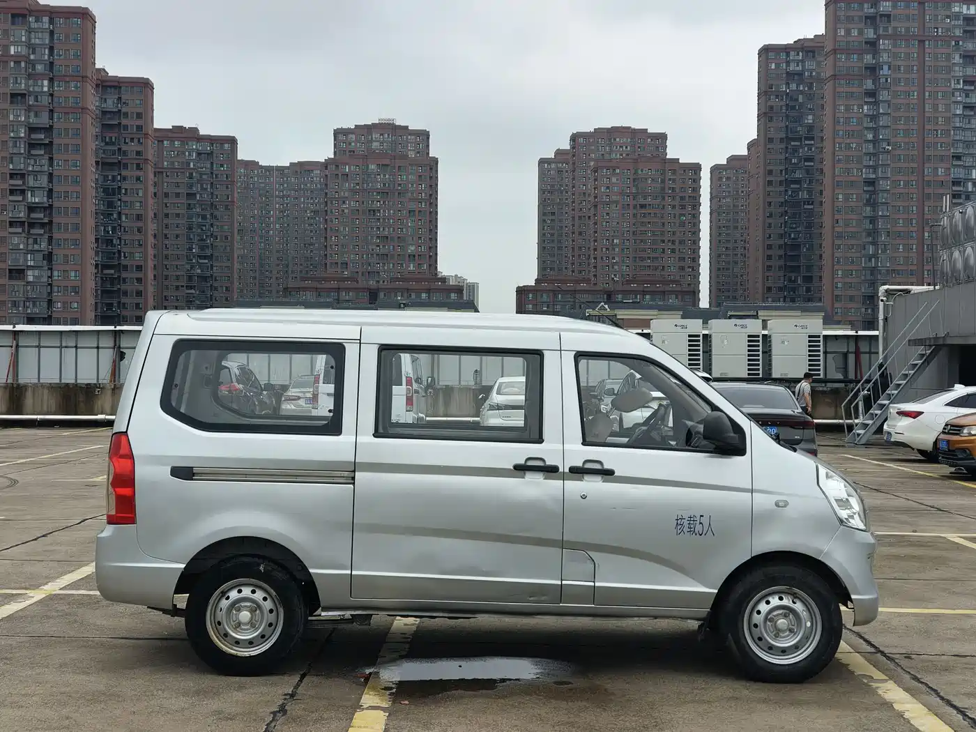 Wuling Motors Wuling Rongguang 2018 2017 1.2L Extended Basic