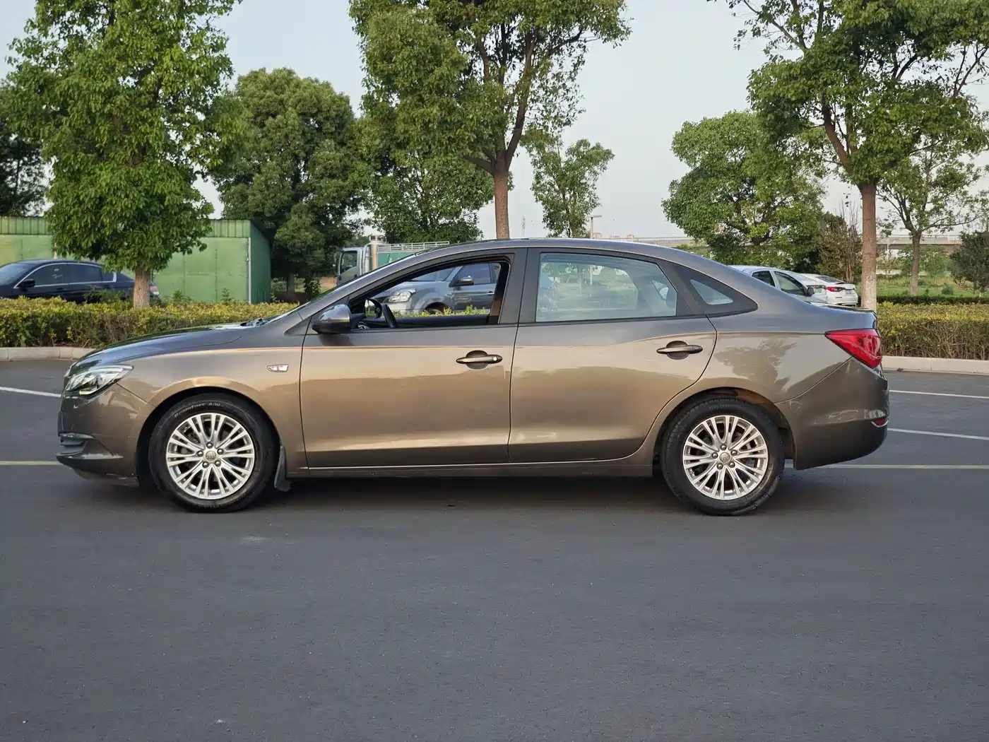 Buick Excelle 2016 15N Automatic Elite фото 4