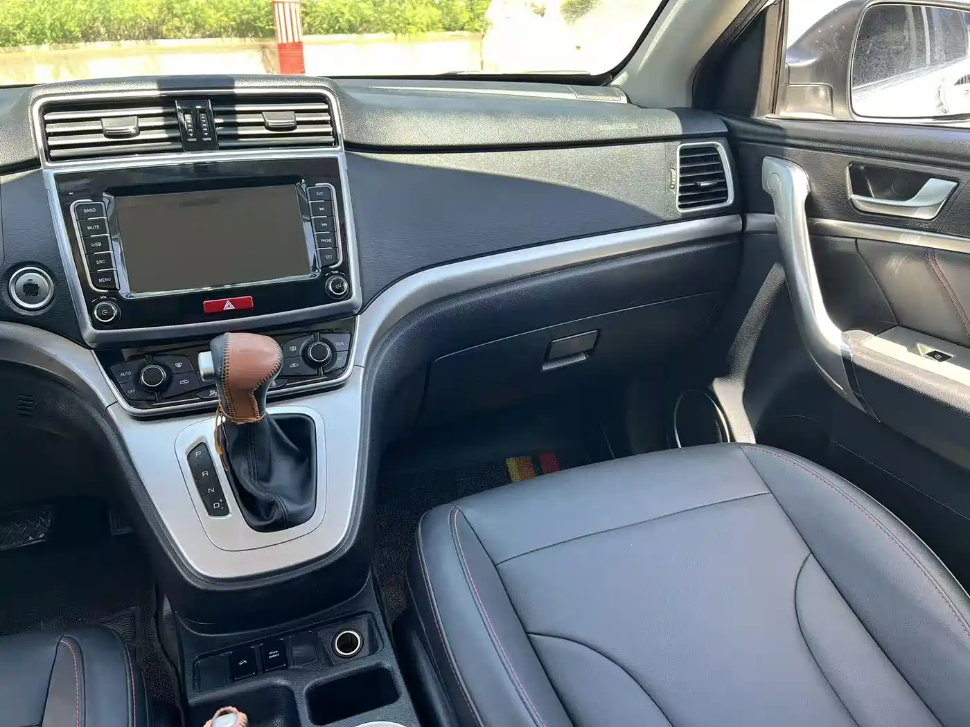 Фото 11 - Haval M6