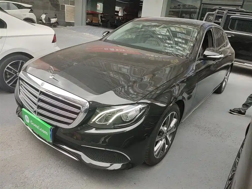 Mercedes-Benz E-Class 2019 E 300 L Fashion фото 2