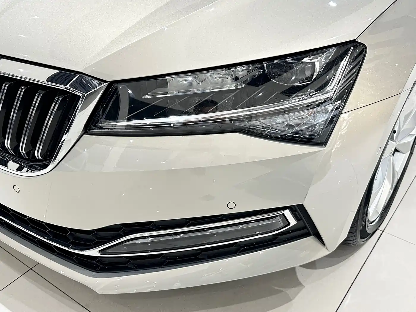 Škoda Superb 2019 TSI330 DSG Comfort Edition фото 3