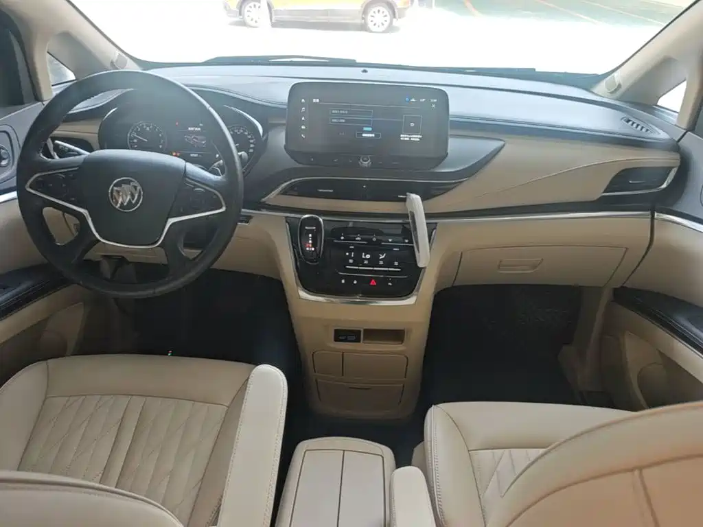 BUICK GL8