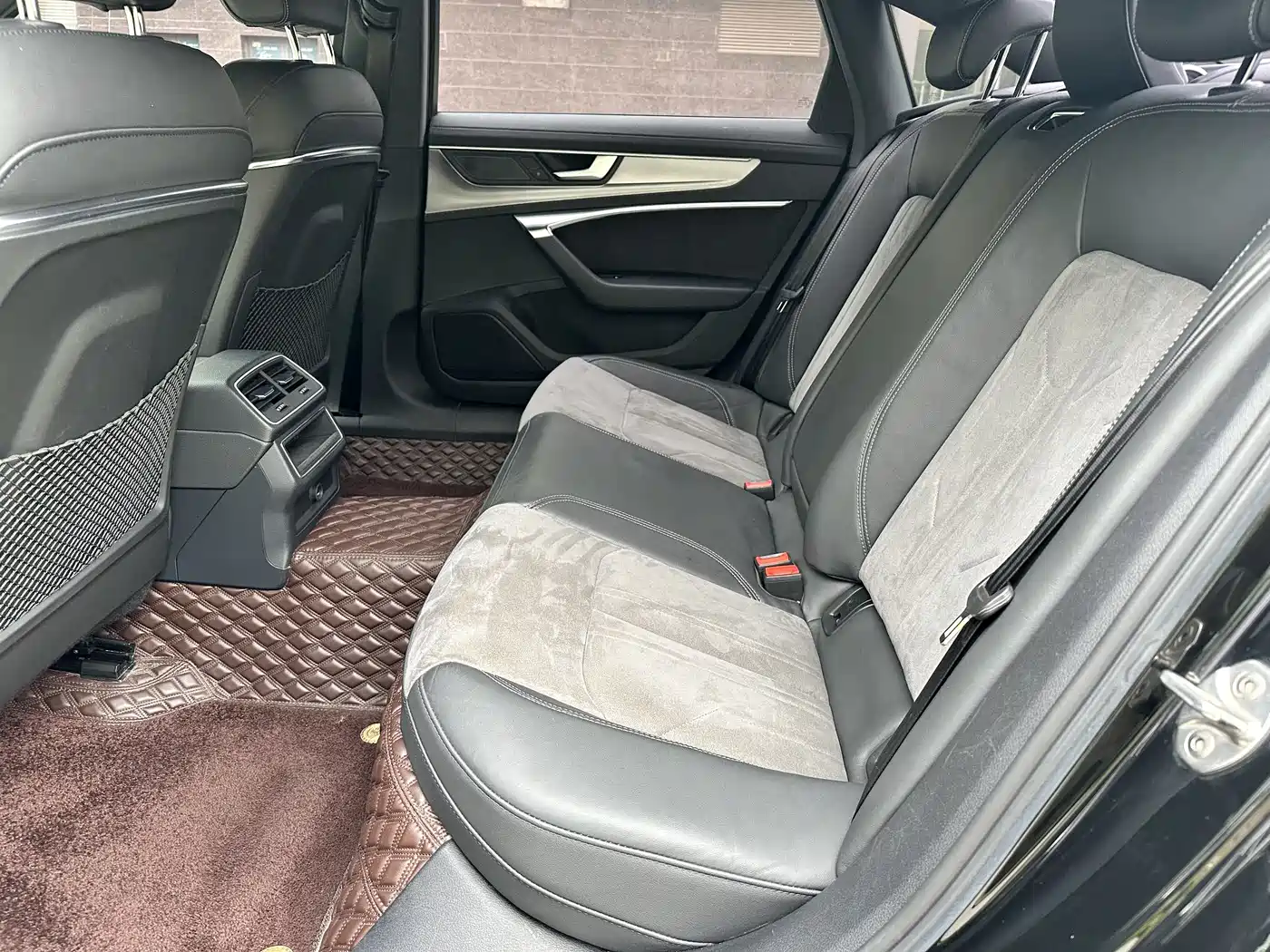 Audi A6L 2019 40 TFSI Luxury Dynamic фото 5