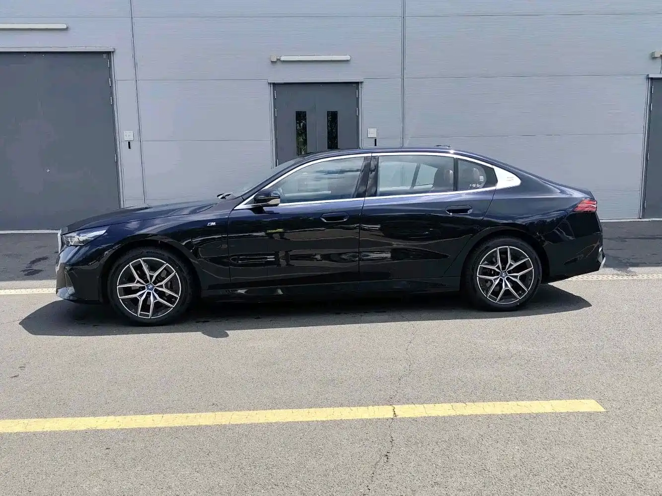 BMW i5 2026 2025 eDrive 35L M Sport Package