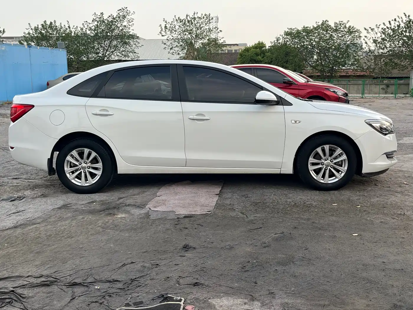 Buick Excelle 2016 15N Automatic Progressive фото 4