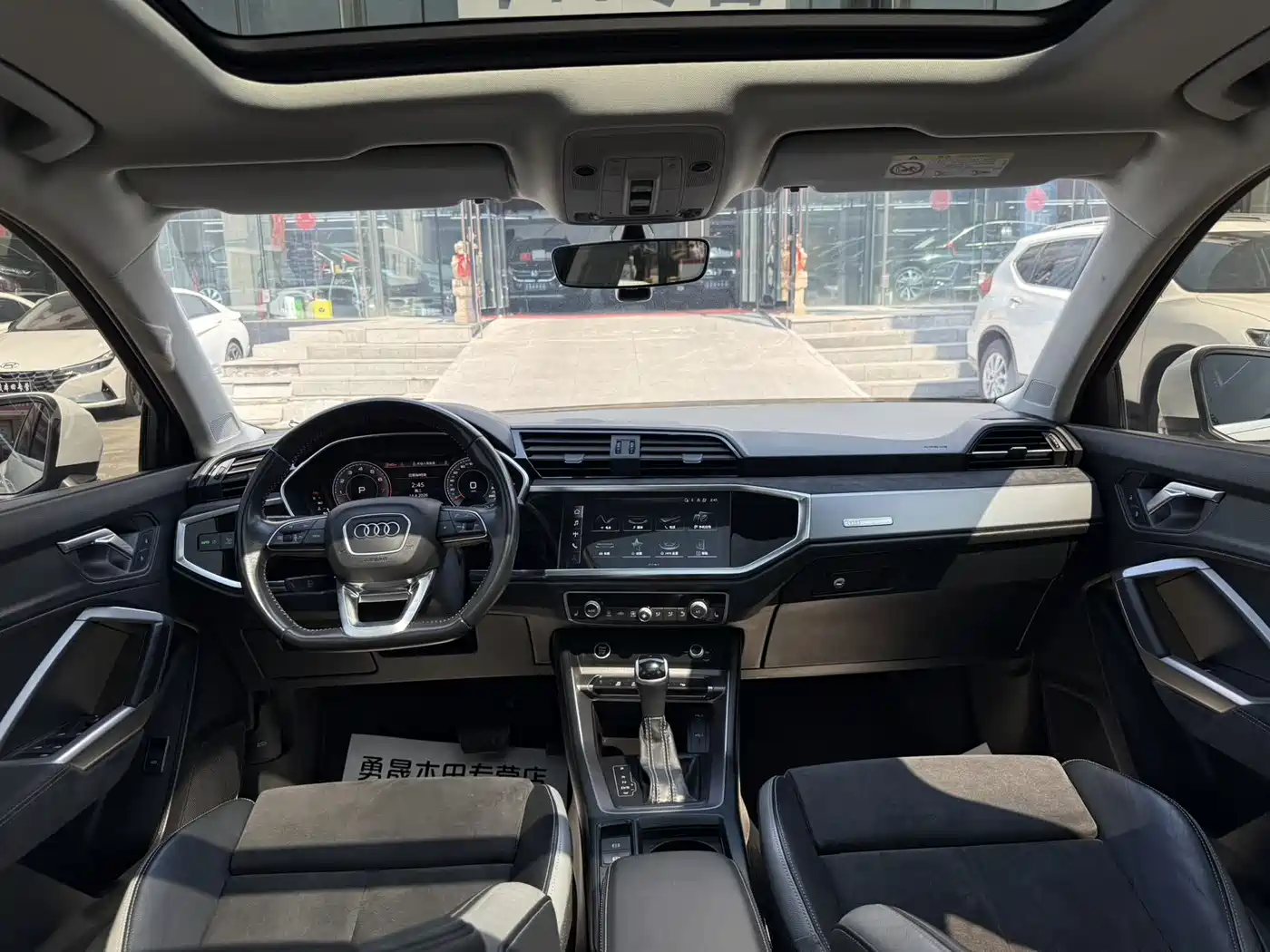 Audi Q3 2022 35 TFSI Fashion Dynamic фото 11