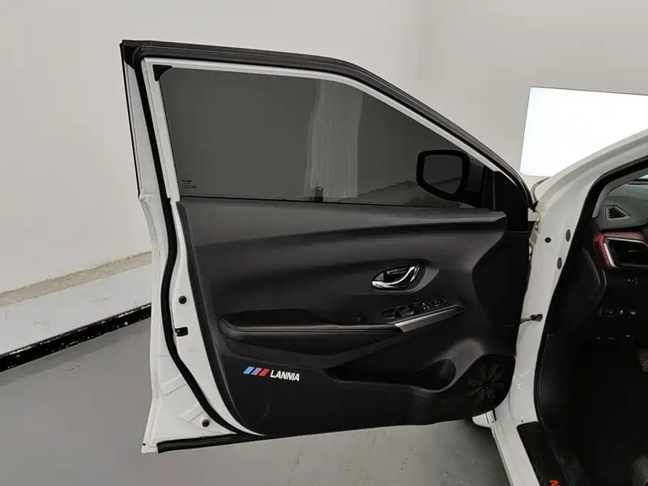 Nissan Bluebird 2019 2019 1.6L CVT Smart Connect Cool Edition China VI