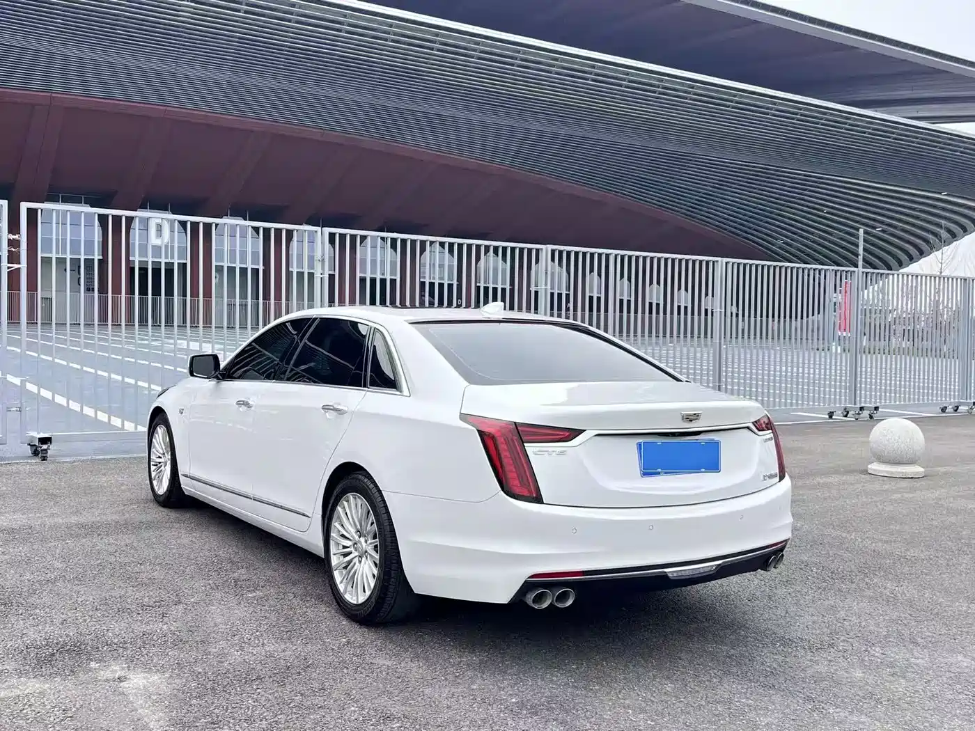 CADILLAC CT6