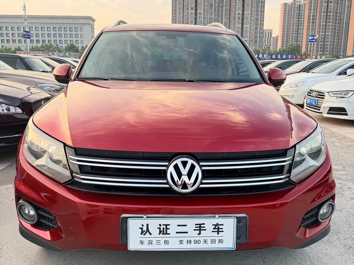 Фото 2 - Volkswagen Tiguan