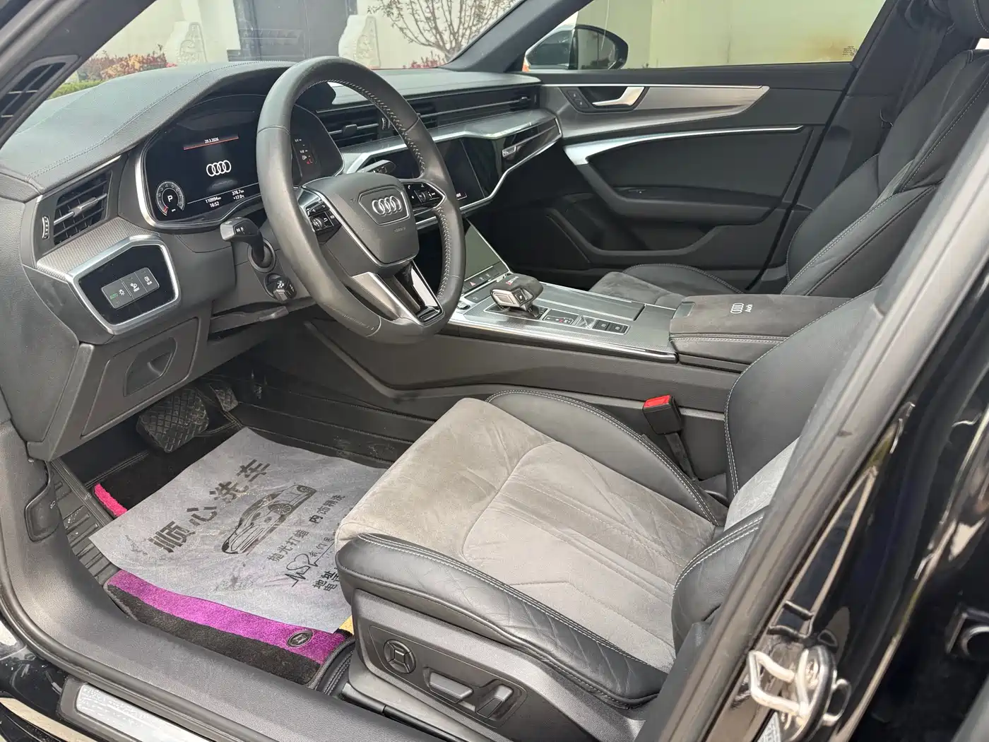 Audi A6L 2021 45 TFSI Exclusive Sport фото 4