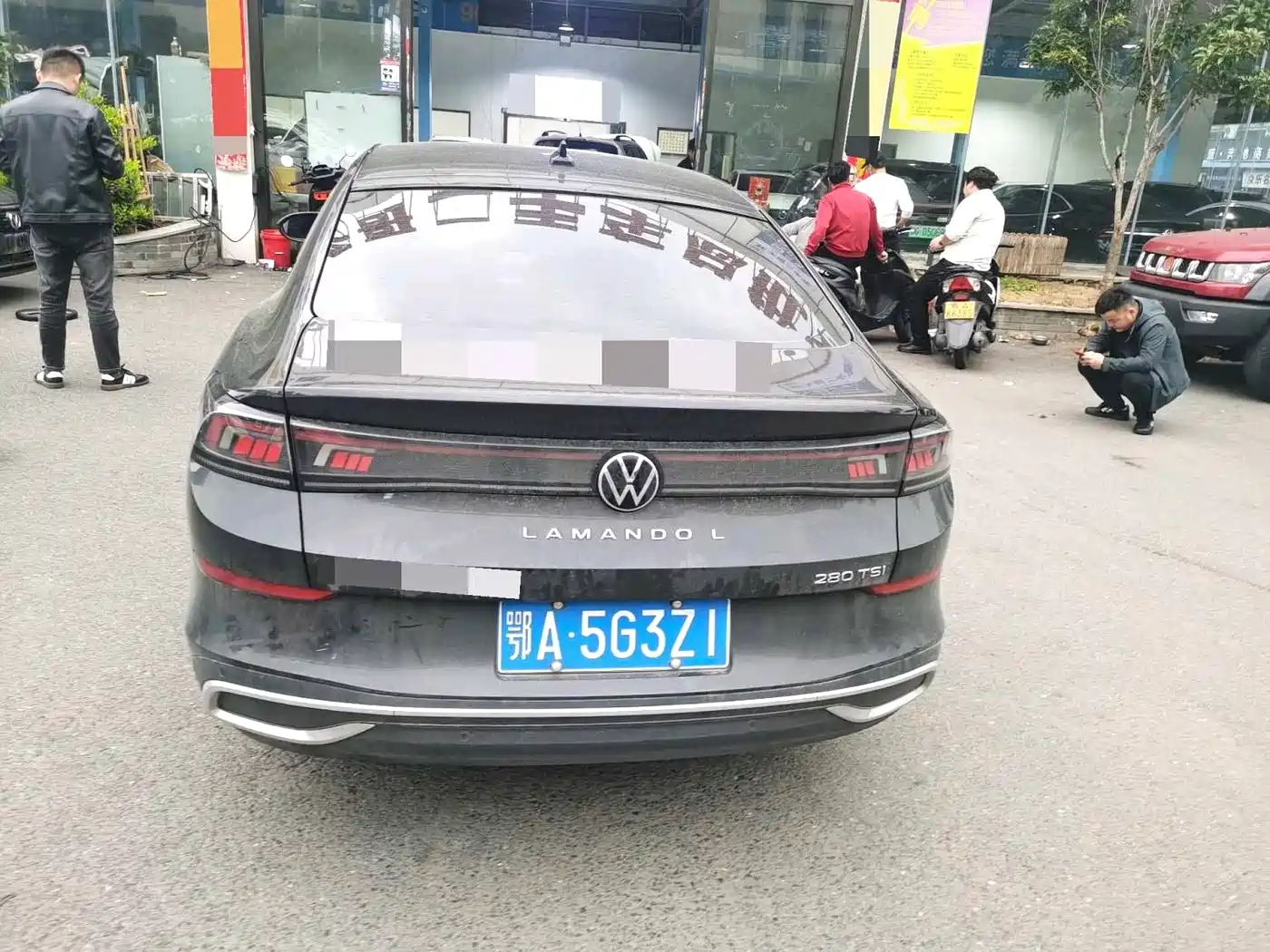 VOLKSWAGEN LINGDU