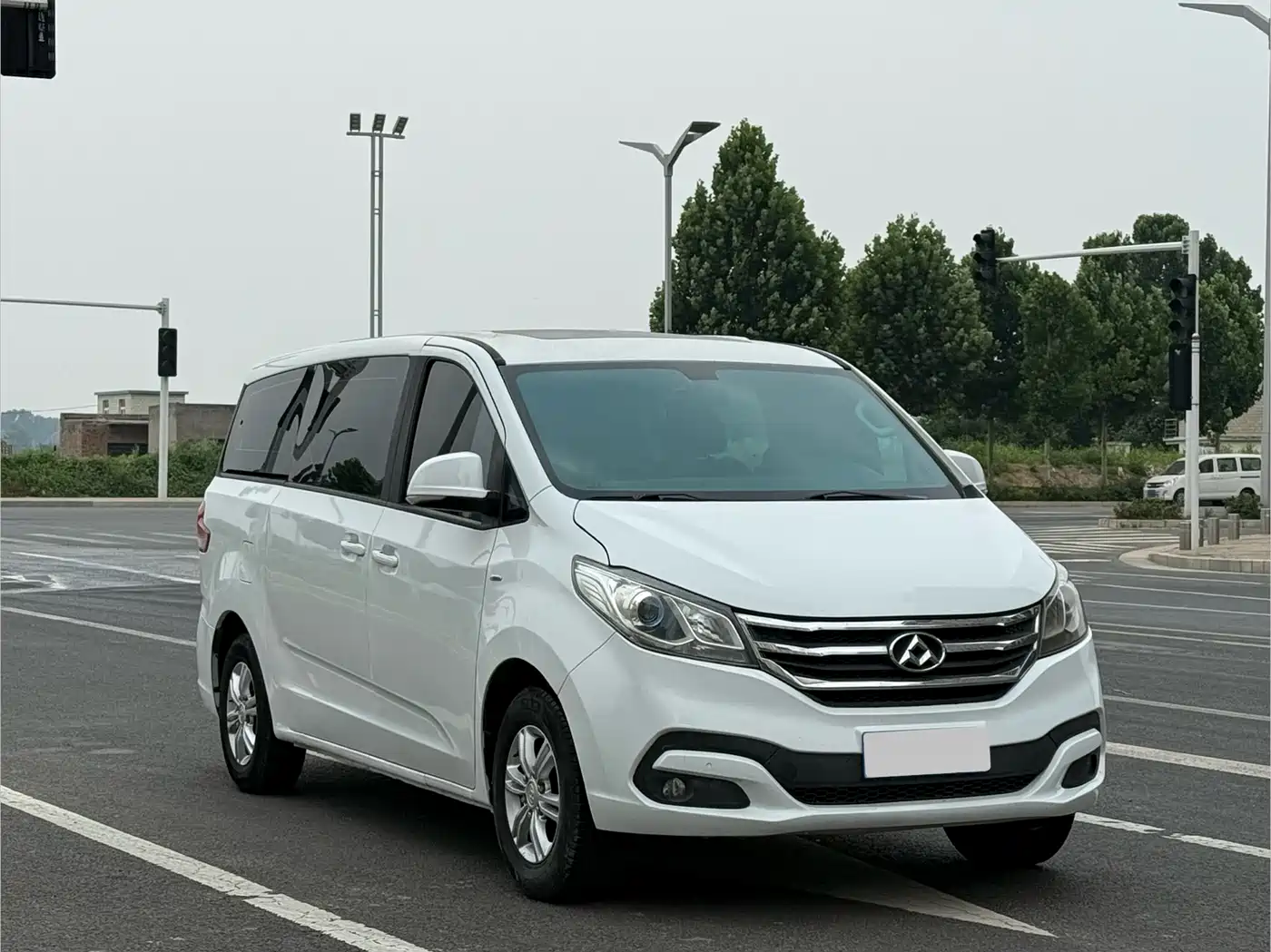 SAIC Maxus Maxus G10 2016 2016 2.0T Automatic Executive Edition