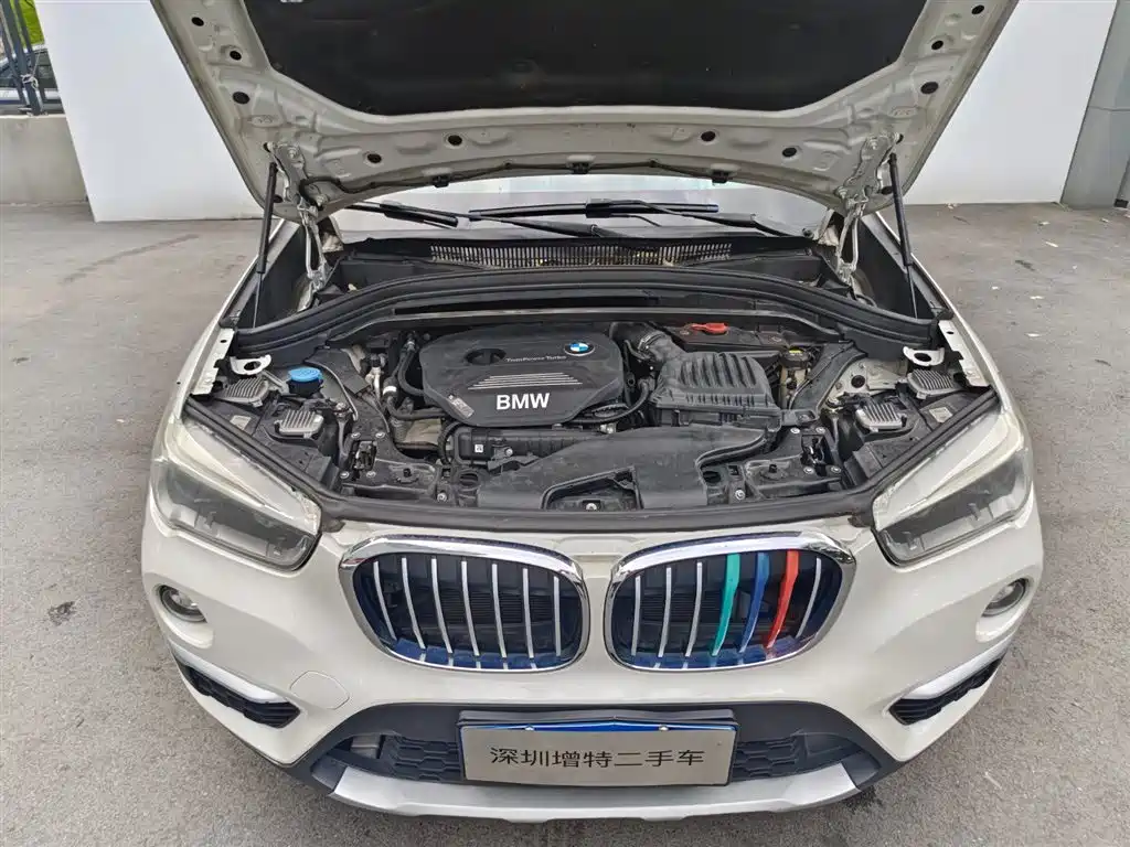 BMW X1 2019 sDrive18Li Premium Model фото 19