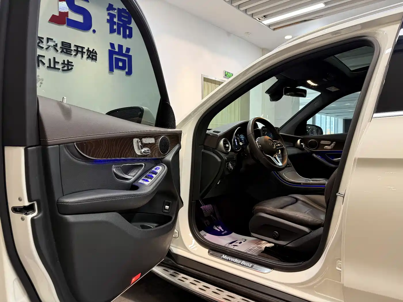Mercedes-Benz GLC 2020 GLC 300 L 4MATIC Dynamic фото 36