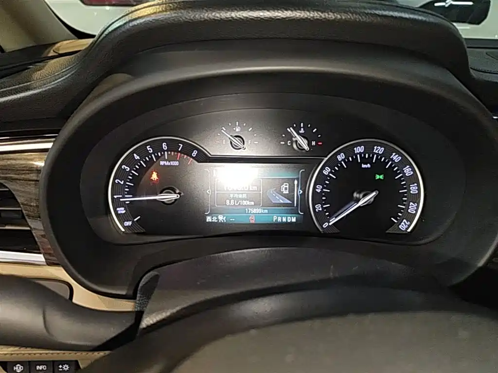 Buick GL8 2017 ES 28T Flagship China V фото 12