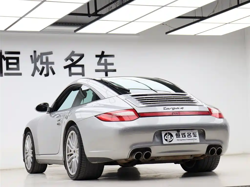 Porsche 911 2010 Targa 4 3.6L фото 22